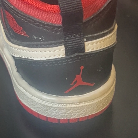 Jordan Retro - Picture 6 of 8